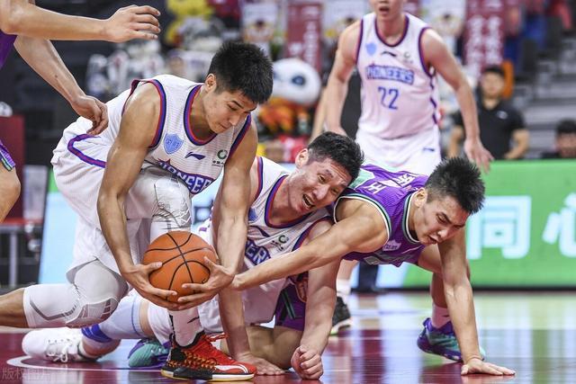 英雄联盟总决赛下注平台-山东男篮今夜临场应变，志在意甲名次提升，悬念犹存，数据趋势出现新变化(表达人生经历磨难的句子)